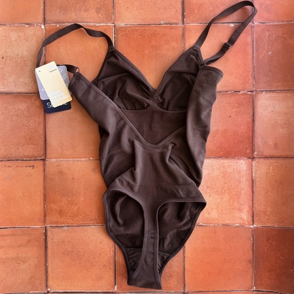 Sz M/L Popilush Shapewear Seamless Low Back Tummy Control Thong Bodysuit NWT - Picture 2 of 4